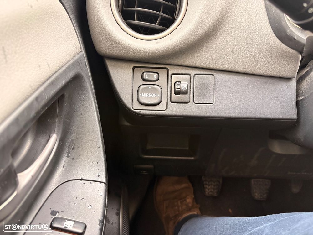 Toyota Yaris 1.0 VVT-i ACtive+AC - 19