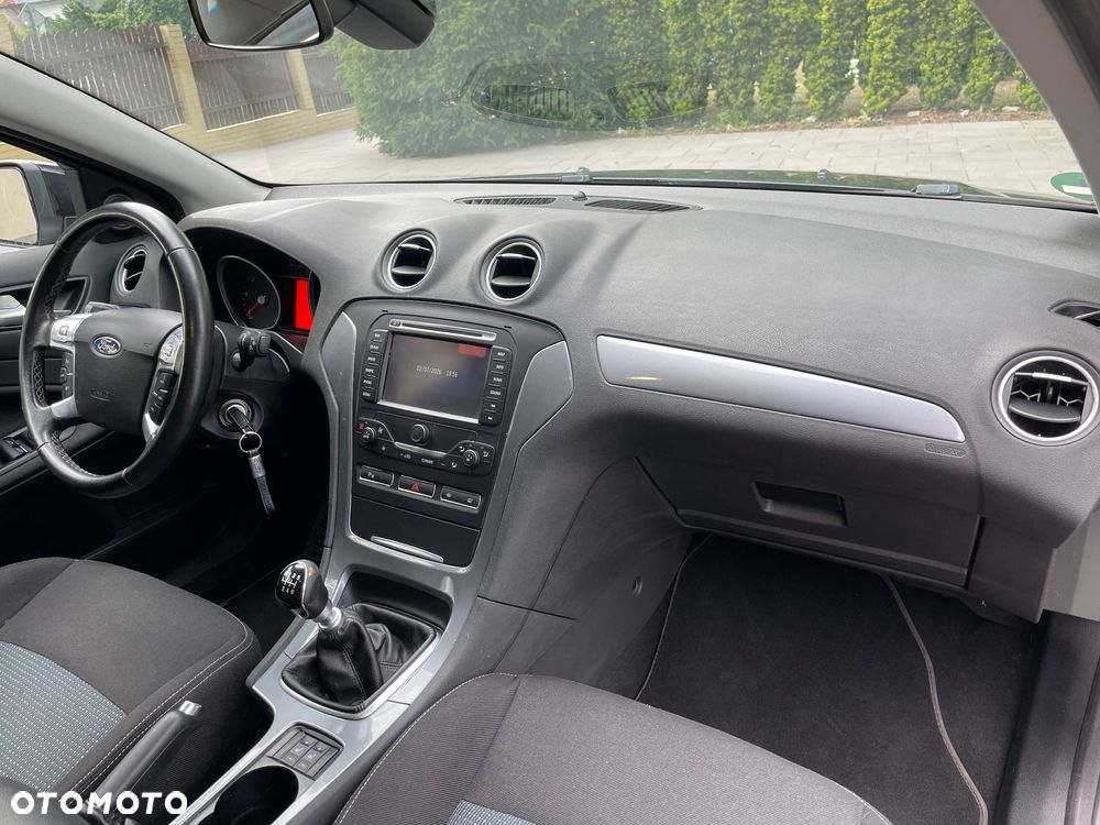 Ford Mondeo - 9