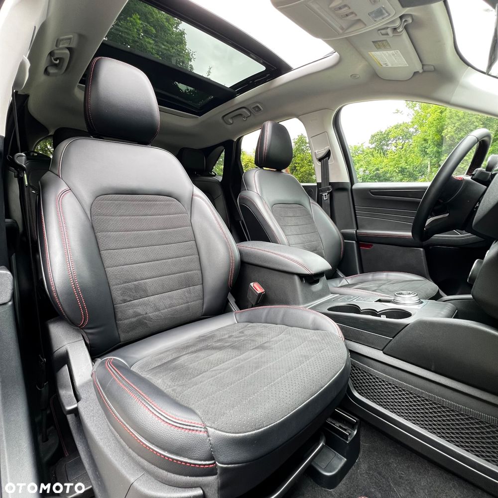 Ford Escape 2.0 EcoBoost AWD Titanium - 21