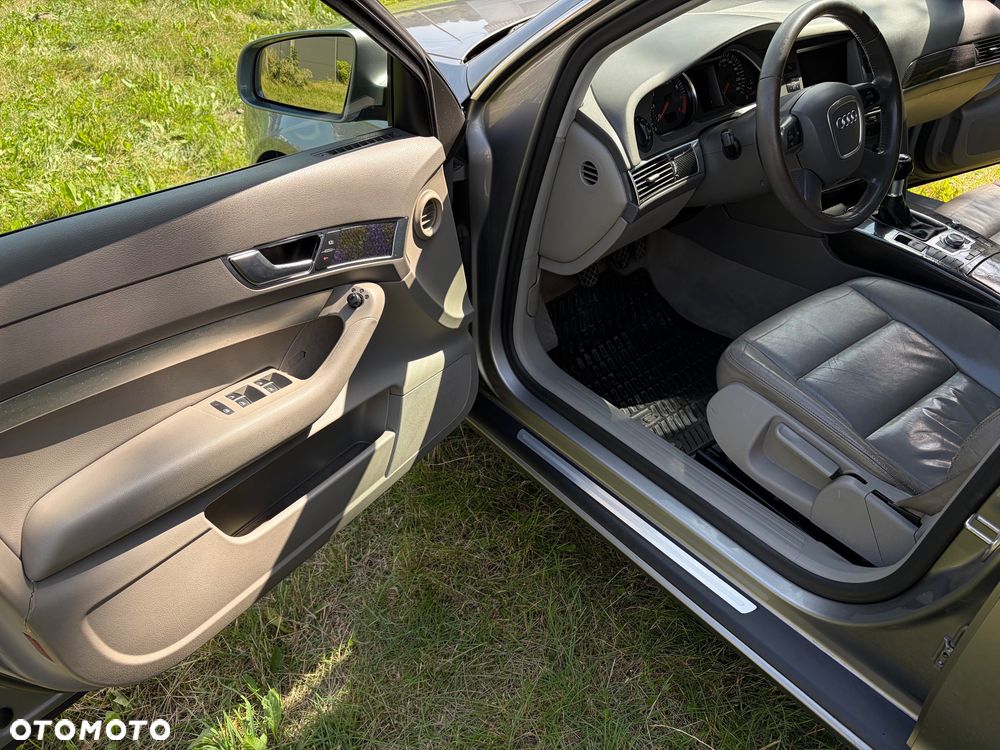 Audi A6 Limousine 2.4 - 18