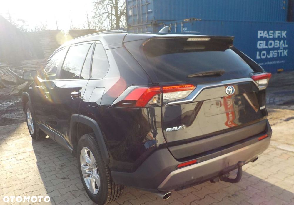 Toyota RAV4 - 5