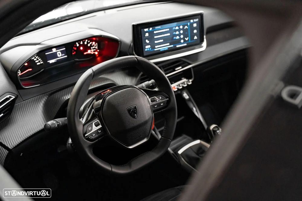 Peugeot 2008 1.2 PureTech Style - 12