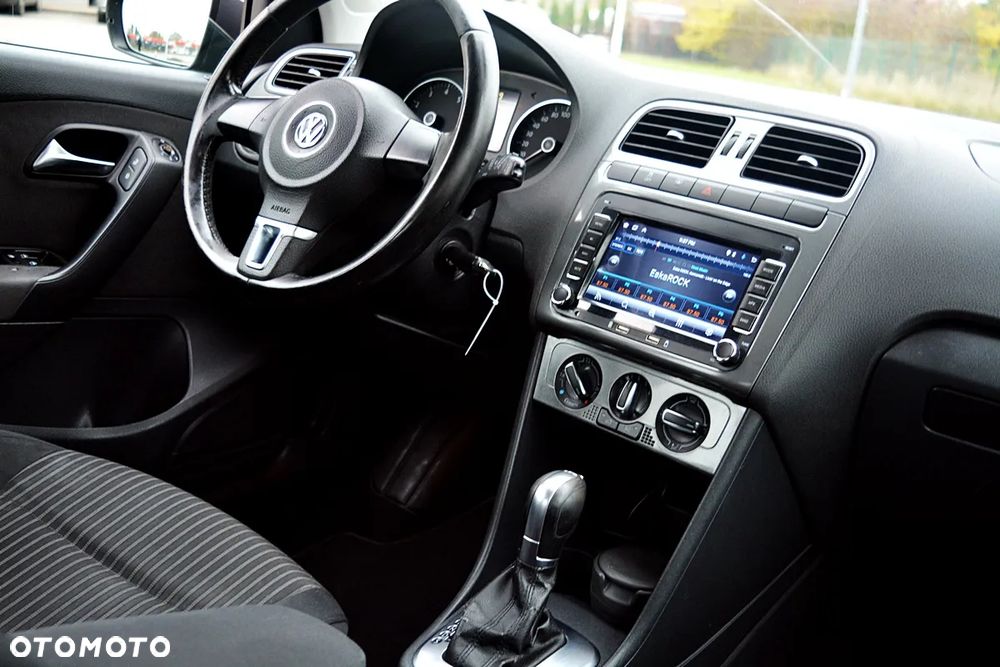 Volkswagen Polo 1.4 DSG Comfortline - 8