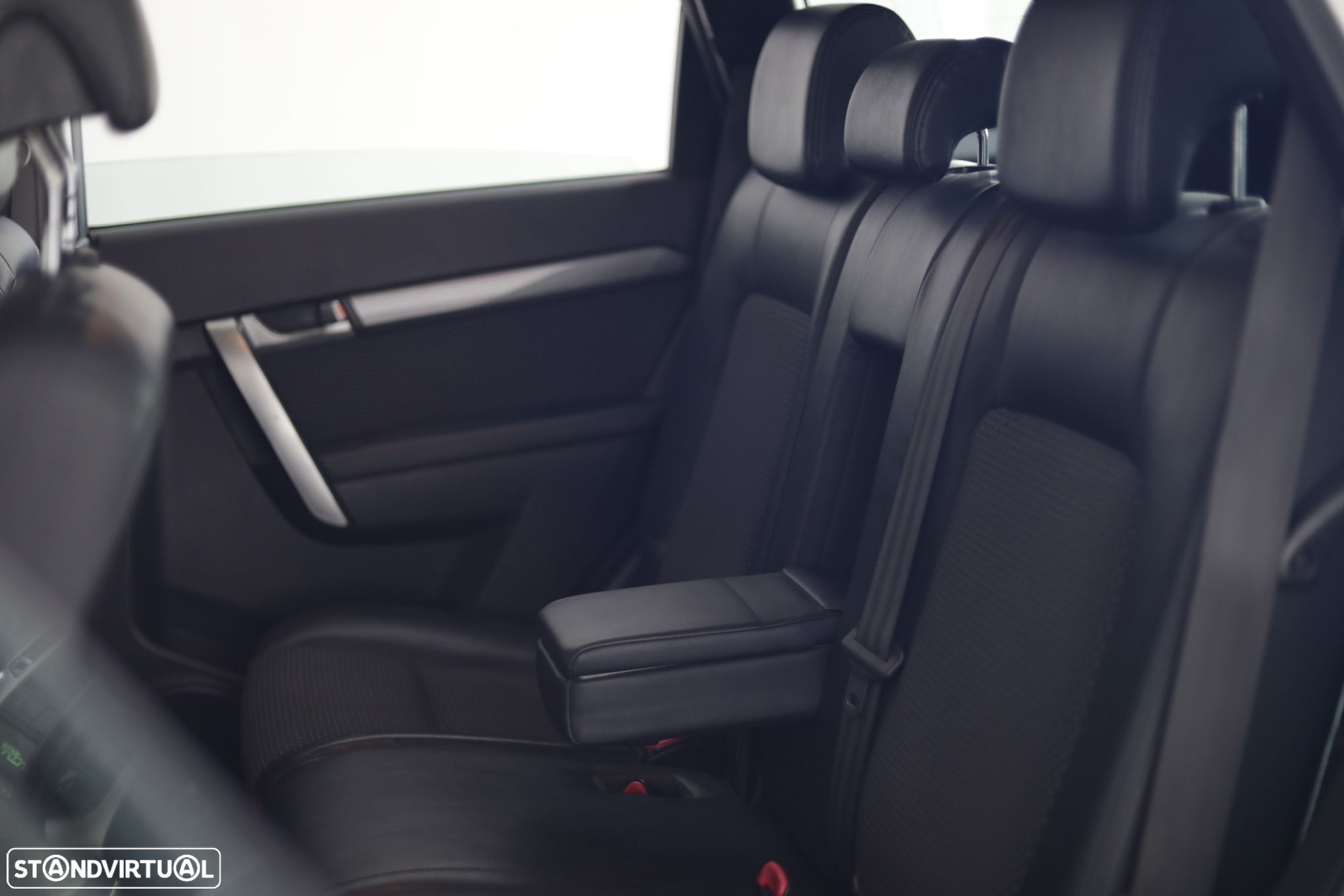 Chevrolet Captiva - 18