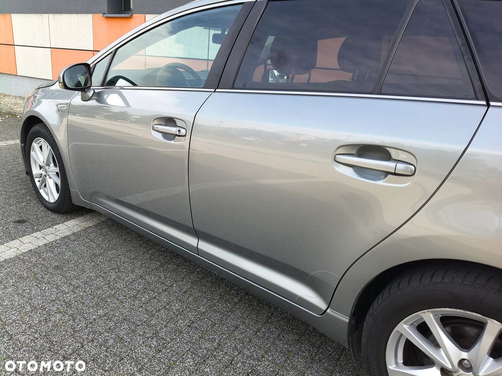 Toyota Avensis 2.2 D-4D Automatik Executive - 29