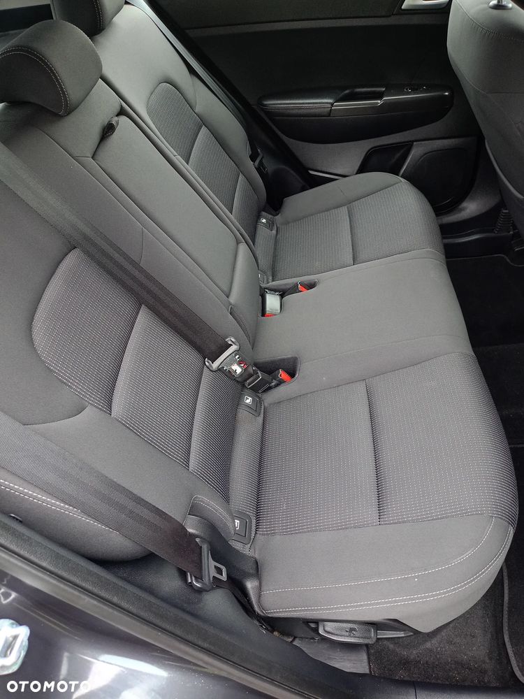 Kia Sportage 1.6 T-GDI 2WD SPIRIT - 24