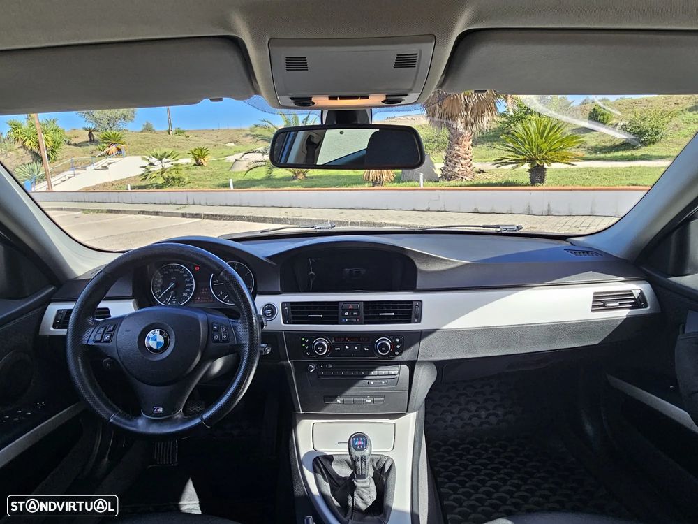 BMW 320 d Touring LifeStyle - 7