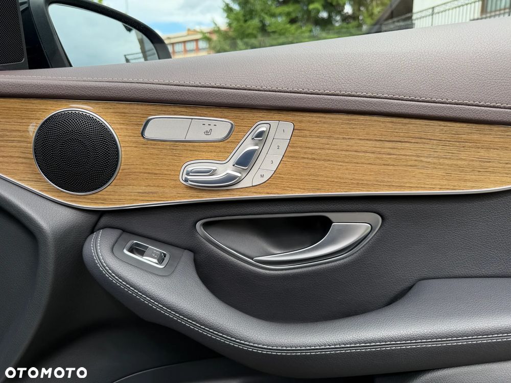 Mercedes-Benz GLC - 20