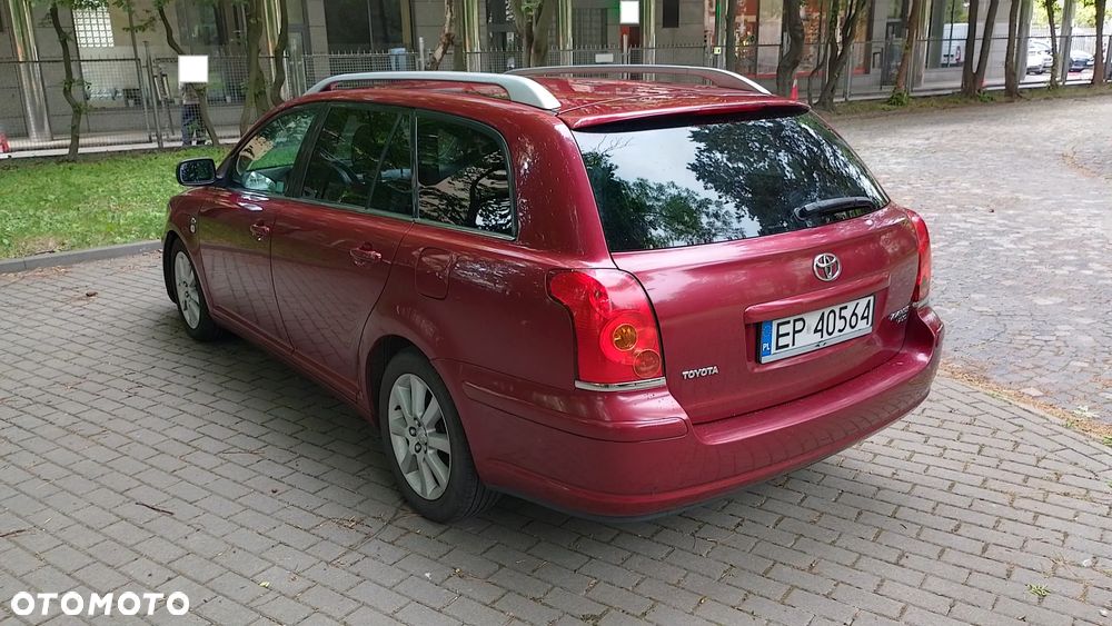Toyota Avensis 2.0 D-4D Prestige - 3