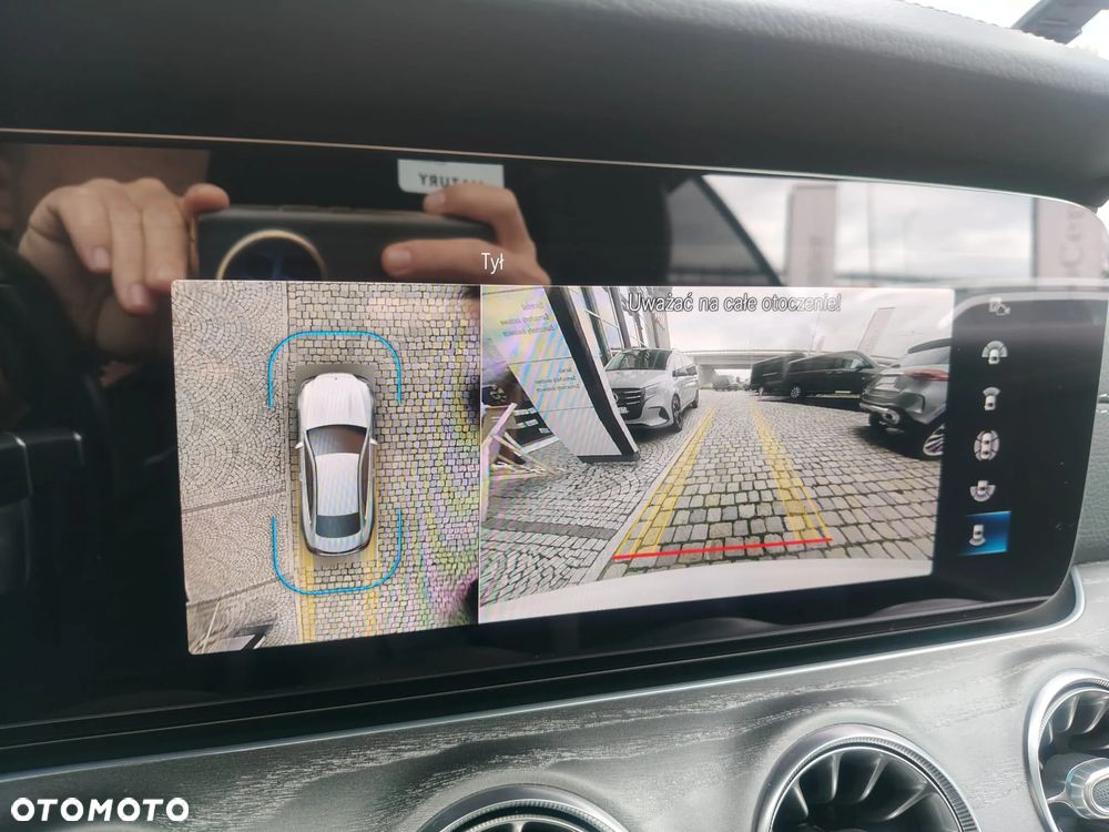 Mercedes-Benz Klasa E 200 Coupe 4-Matic 9G-TRONIC - 19