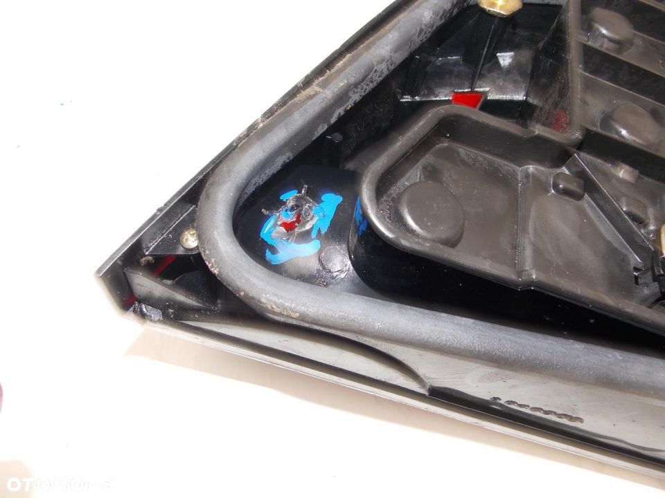 LAMPA TYŁ VOLVO C70 C 70 LEWA - 3