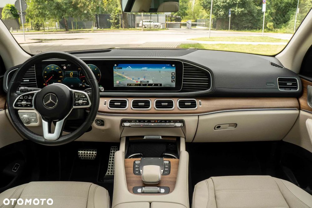 Mercedes-Benz GLS - 3