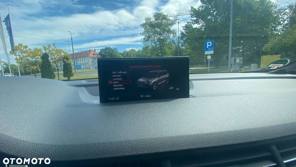 Audi Q7 3.0 TDI ultra Quattro Tiptronic - 26