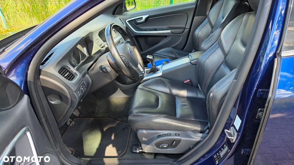 Volvo V60 D2 Drive-E Ocean Race - 11