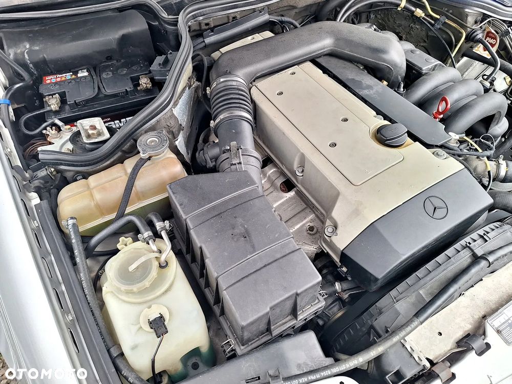 Mercedes-Benz W124 (1984-1993) - 24