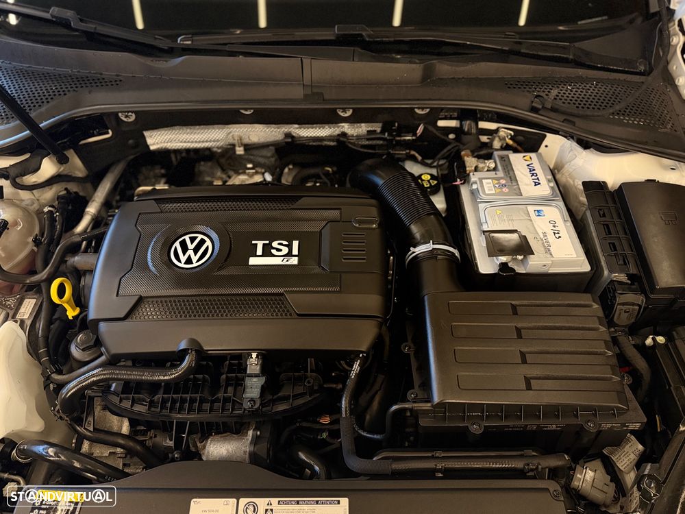 VW Golf R 4Motion (BlueMotion ) DSG - 34