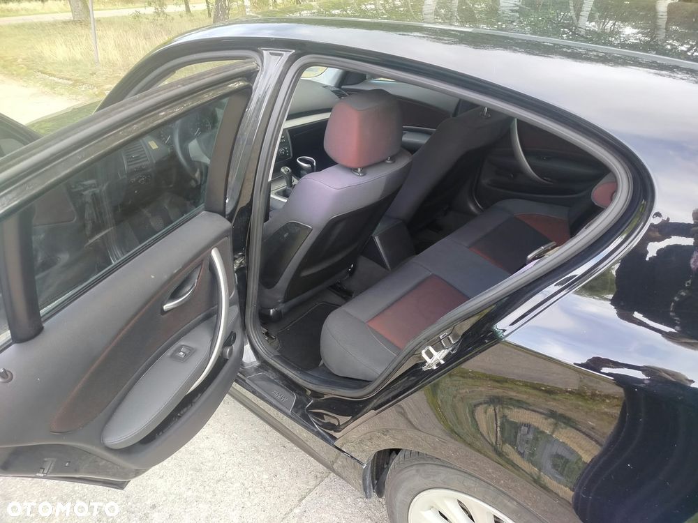 BMW Seria 1 116i - 8
