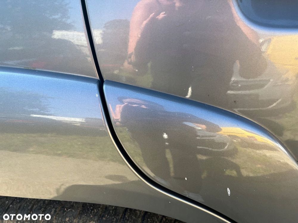 KIA SPORTAGE II LIFT DRZWI PRAWY TYŁ PRAWE TYLNE S4 - 4