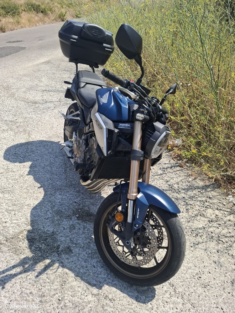 Honda CB Versão Limitada a 35kw (carta A2) - 1