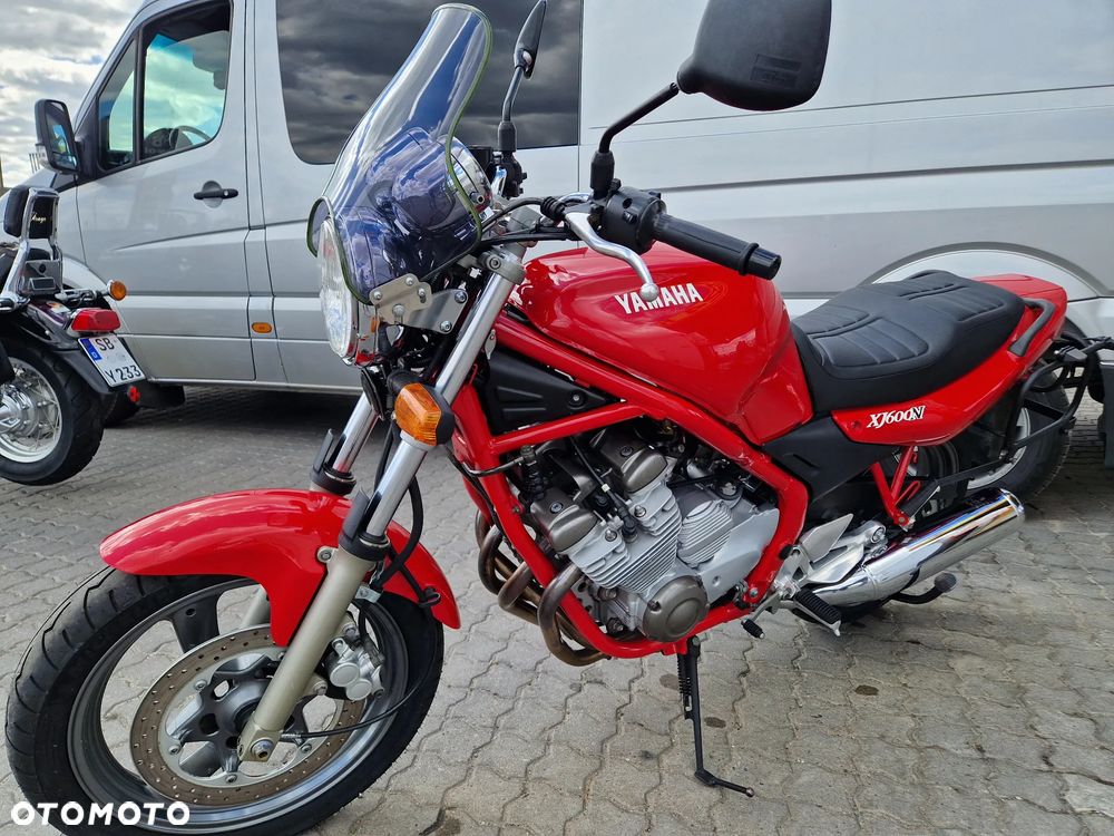 Yamaha XJ - 24