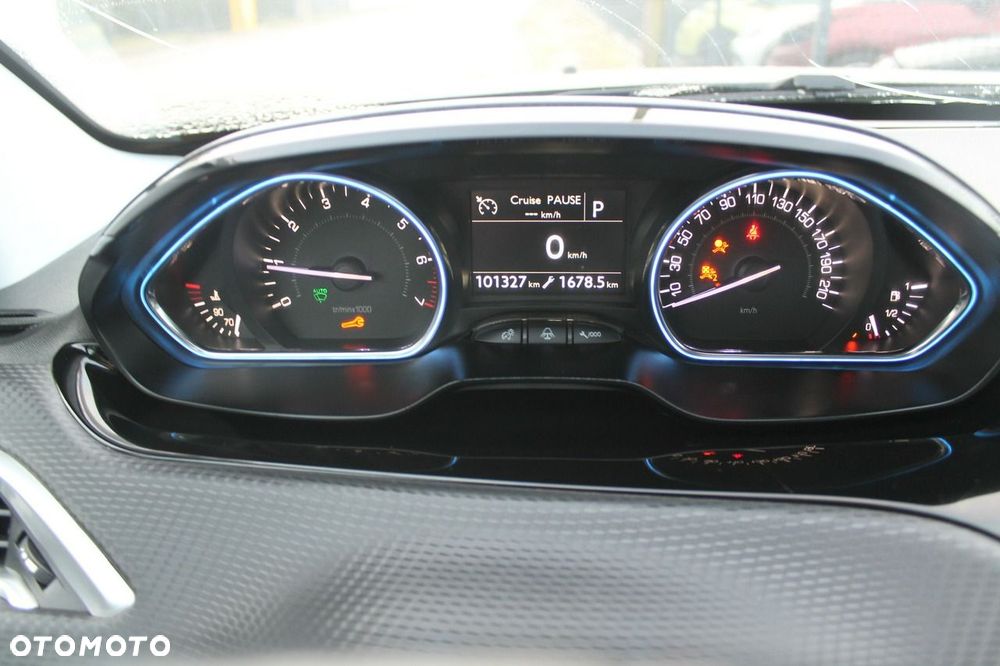 Peugeot 2008 - 15