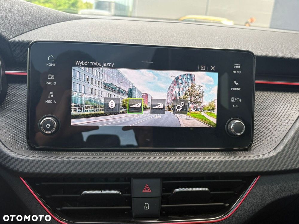 Skoda Kamiq 1.5 TSI Monte Carlo - 23