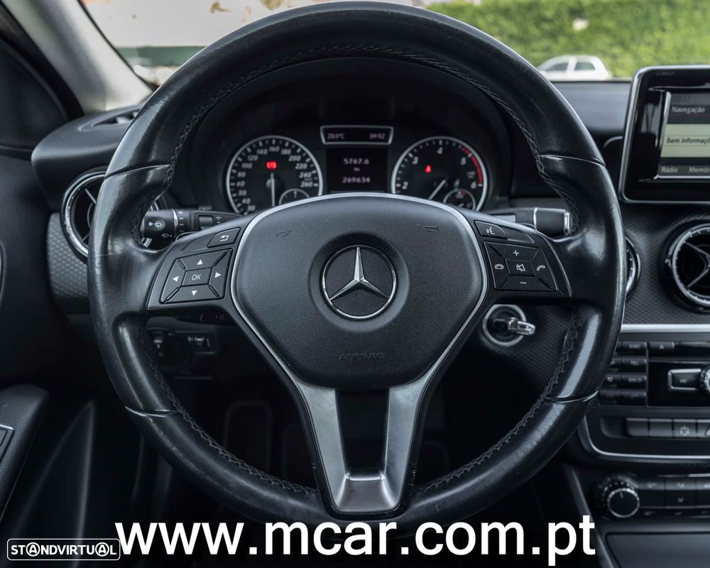 Mercedes-Benz A 180 - 12