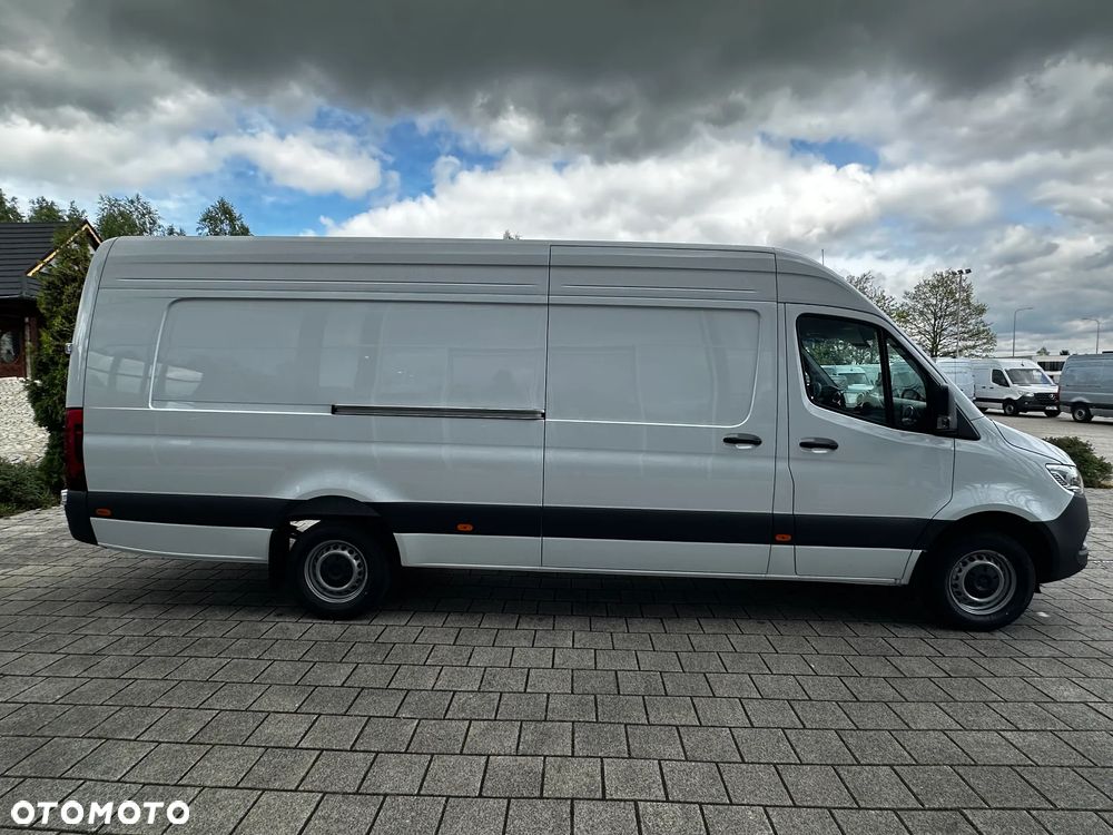 Mercedes-Benz Sprinter - 6