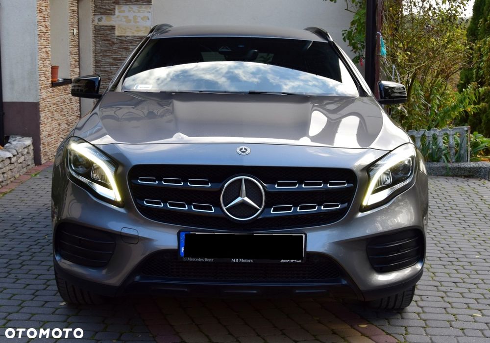 Mercedes-Benz GLA 220 4-Matic AMG Line - 18