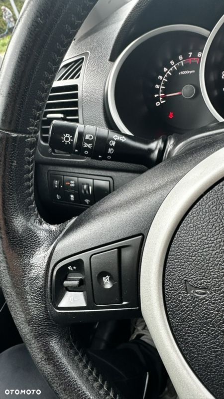 Kia Venga 1.4 CVVT Dream Team Edition - 14
