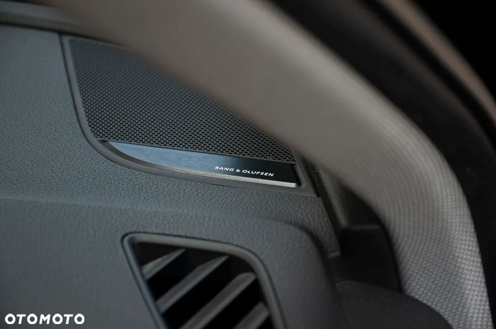 Audi A4 Avant 2.0 TDI ultra S tronic sport - 32