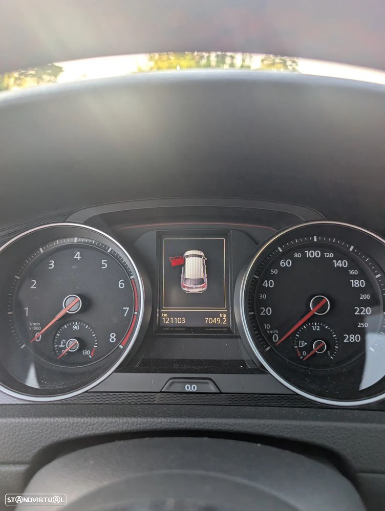 VW Golf GTI BlueMotion - 18