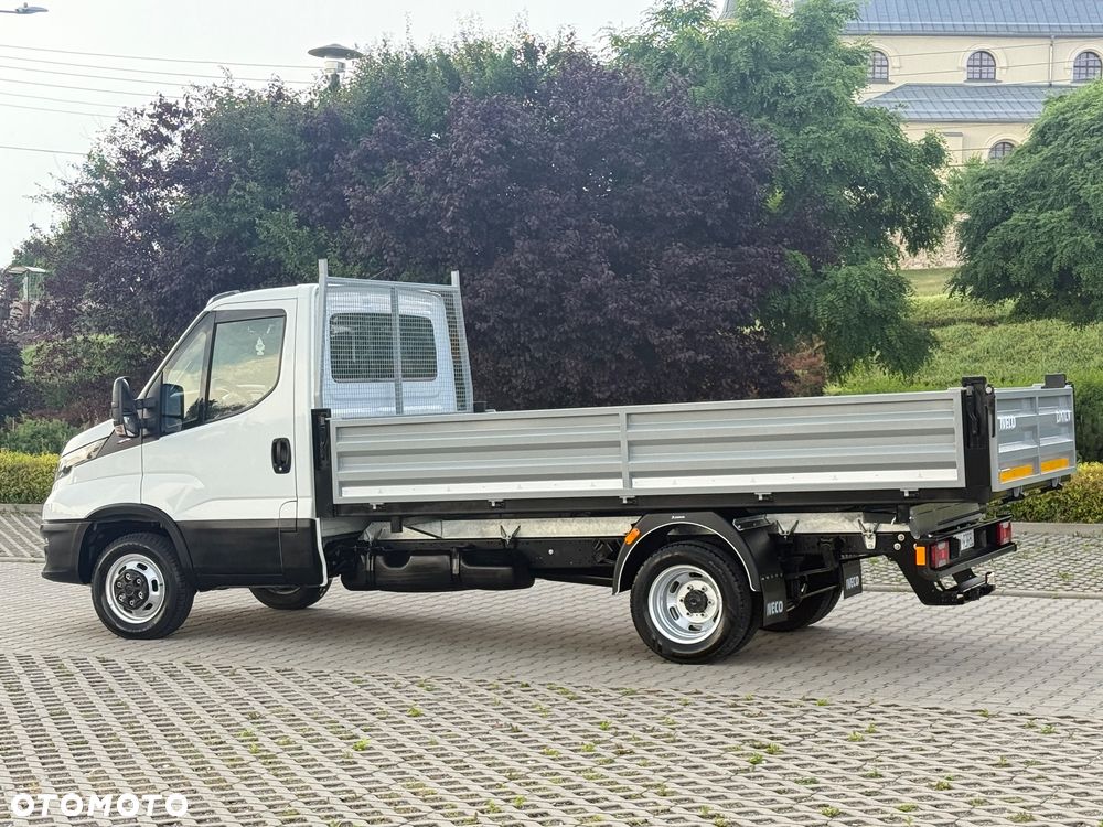 Iveco DAILY 35/50-180 3.0 HPI 180KM BLOKADA MOSTU! WYWROTKA 3-stronna ! 90 tyś km! HAK! Jak Nowy!! - 8
