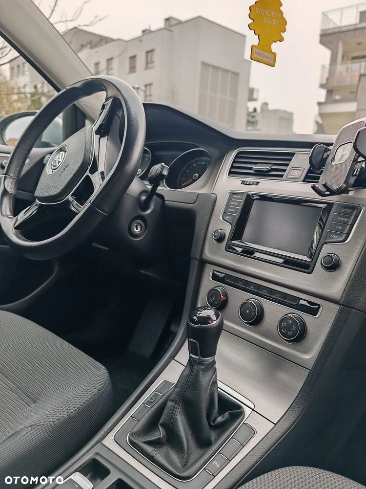 Volkswagen Golf 1.6 TDI BMT Comfortline - 6