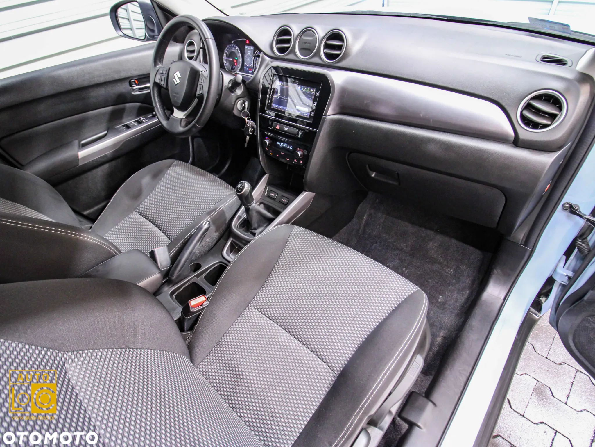 Suzuki Vitara 1.0 Boosterjet Premium 2WD - 9