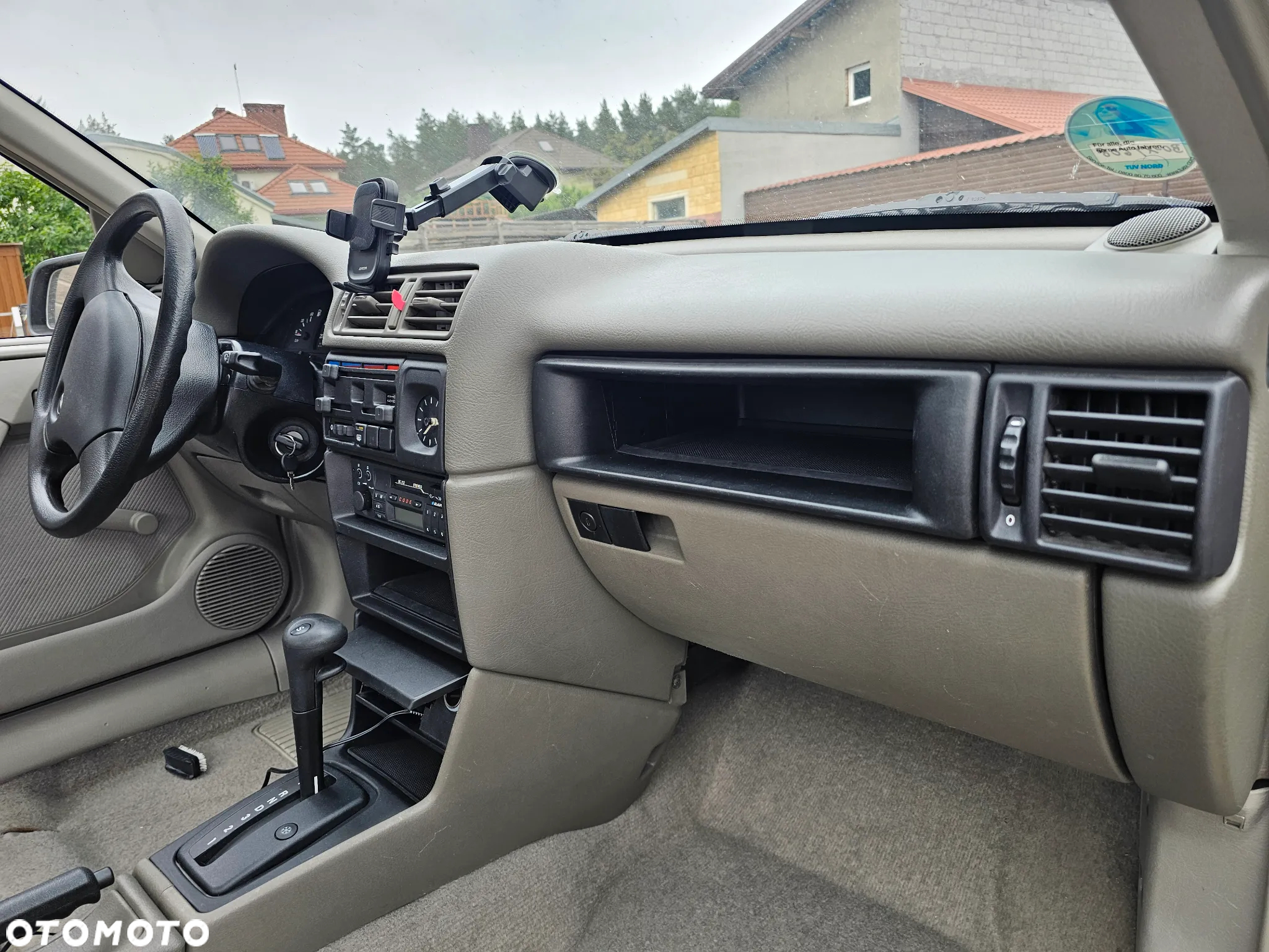 Opel Vectra 2.0 GL - 23