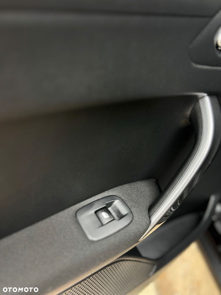 Peugeot 2008 PureTech 110 Stop&Start Business-Line - 23
