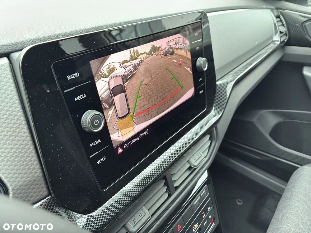 Volkswagen T-Cross - 16