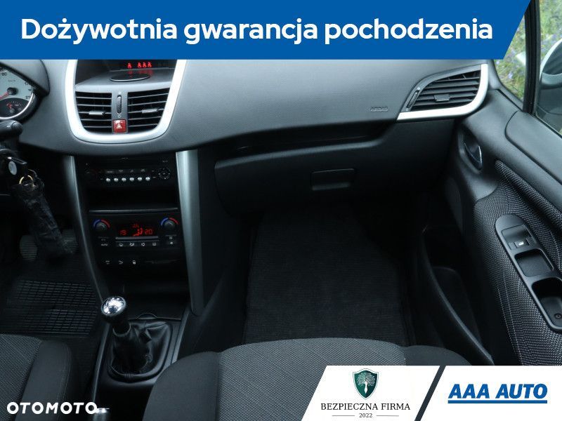 Peugeot 207 - 10
