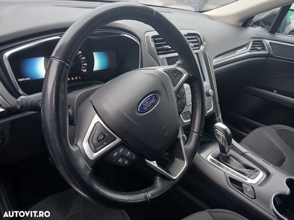 Ford Mondeo 2.0 HEV Trend - 6