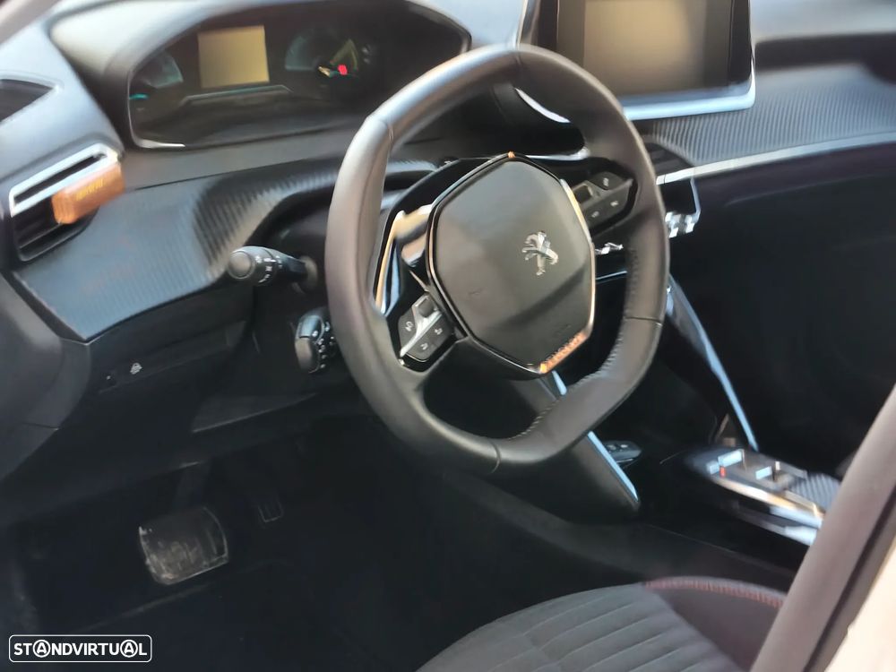 Peugeot e-2008 50 kWh Active Pack - 28