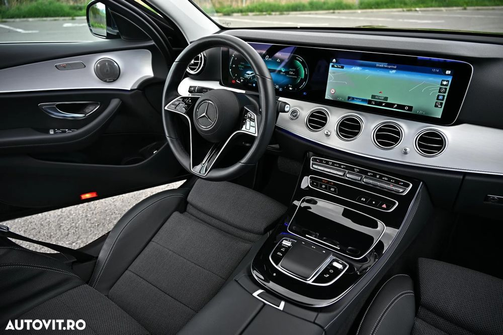 Mercedes-Benz E 300 Hybrid de T-Modell 4MATIC Aut. - 19