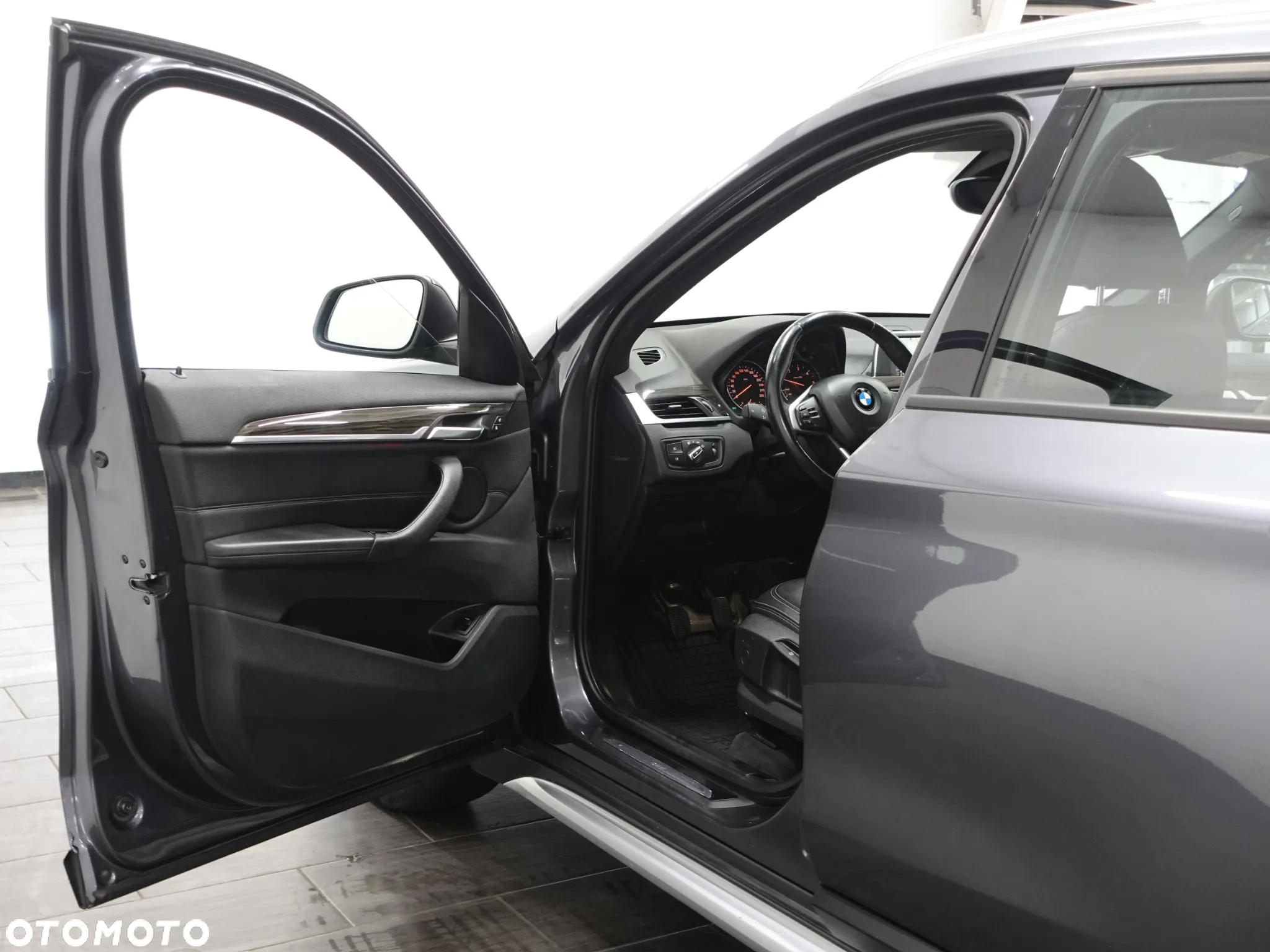 BMW X1 xDrive18d - 19