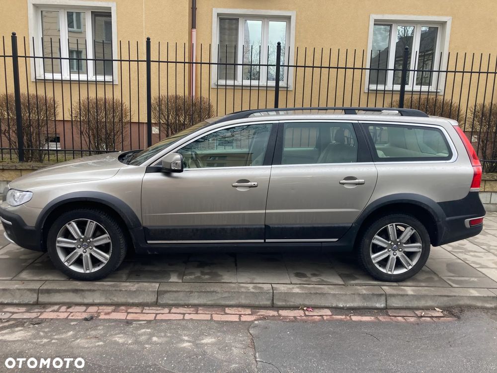 Volvo XC 70 D4 AWD Summum - 1