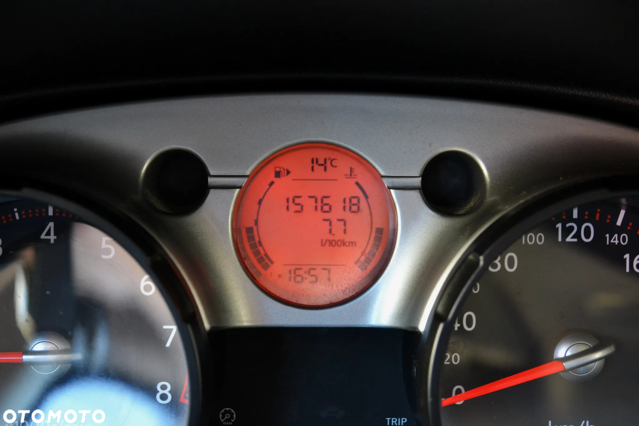 Nissan Qashqai 2.0 Acenta Pack - 39