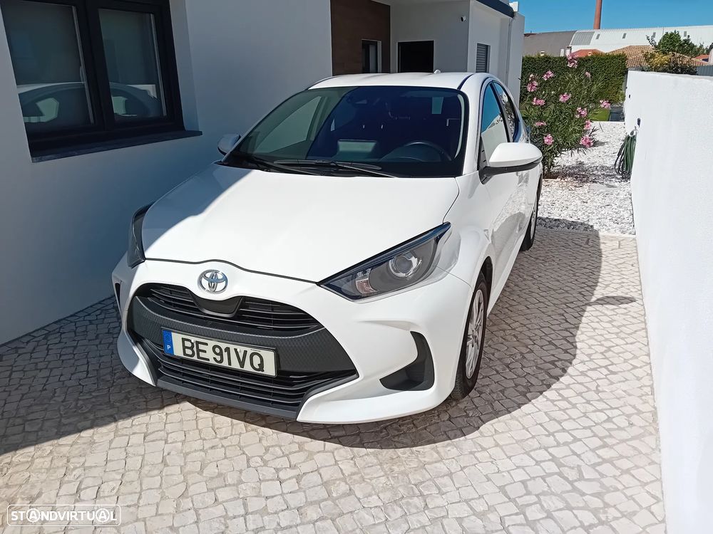 Toyota Yaris - 1