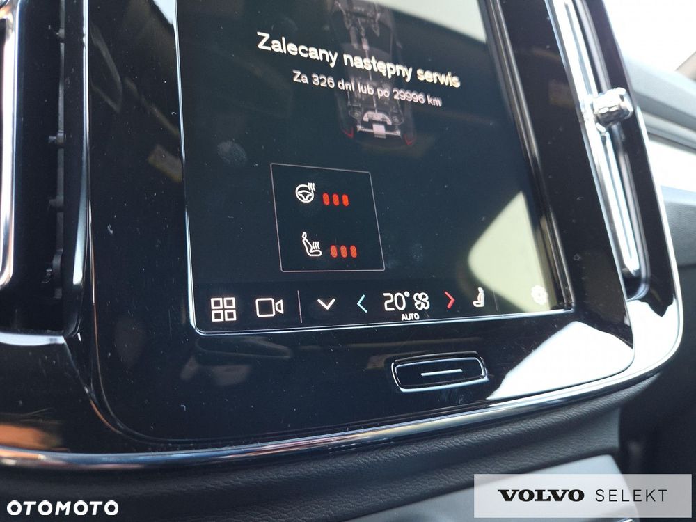 Volvo XC 40 B3 Plus Dark - 20