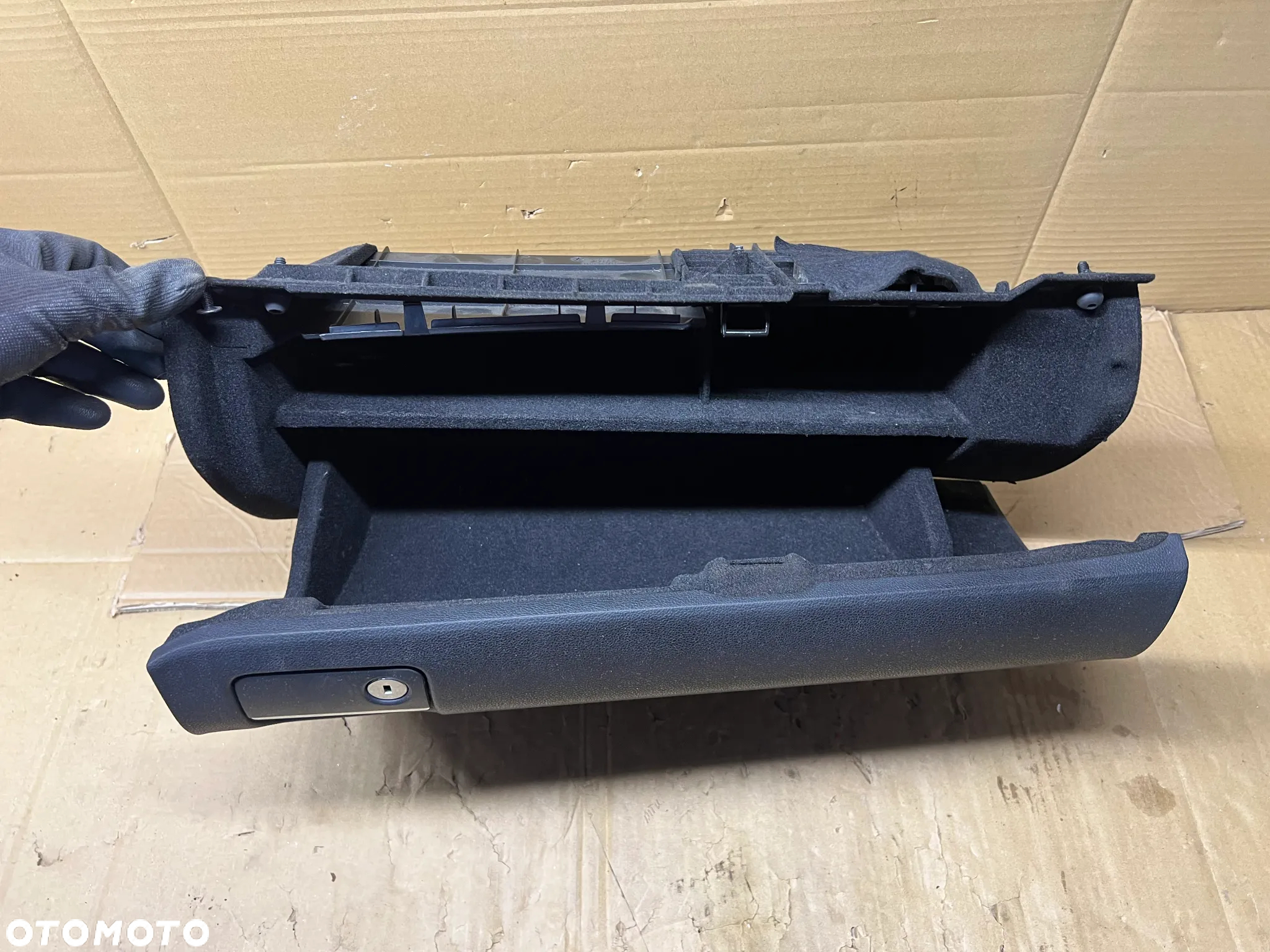 Schowek pasażera Mercedes ML W164 Europa A1646890139 - 3