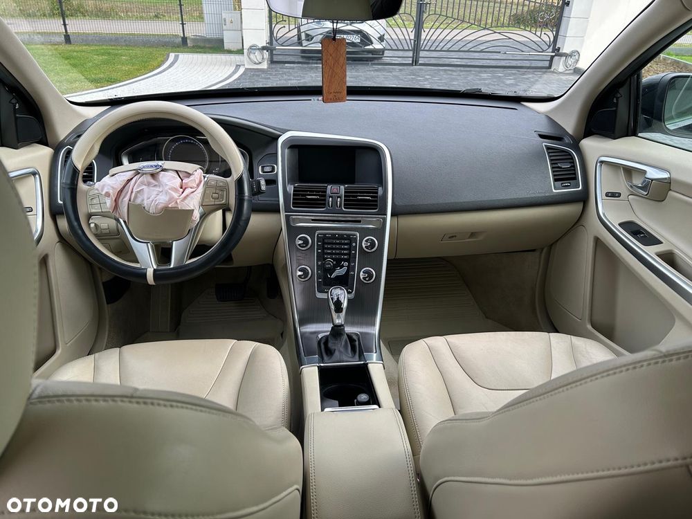 Volvo XC 60 - 13
