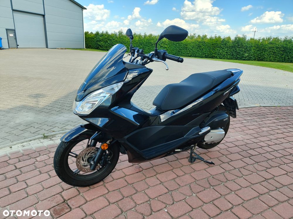 Honda PCX - 1